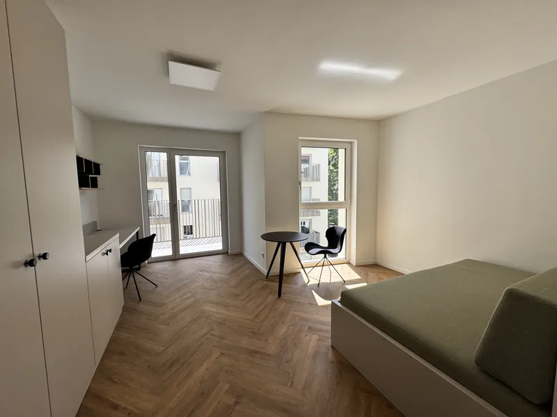 Möblierte Single-Wohnung mit Blick zum begrünten Innenhof! — photo 1